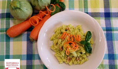 Fusilli con pesto di zucchine