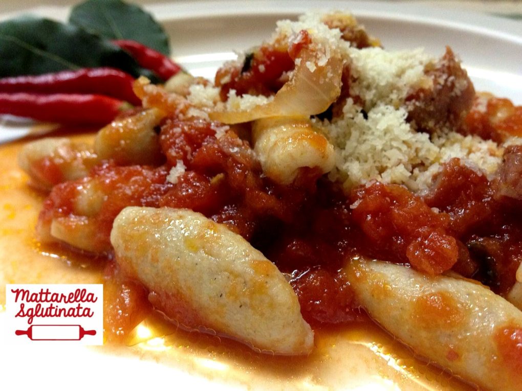 Gnocchetti con farine naturali e salsiccia sarda